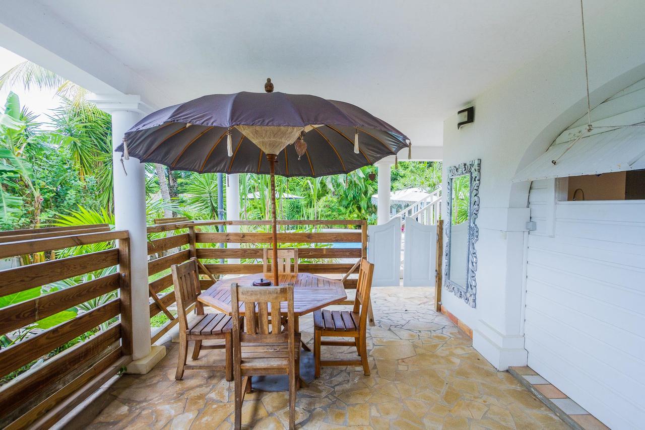 Carre Royal Bed & Breakfast Deshaies Exterior photo